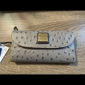 Dooney & Bourke continental ostrich wallet